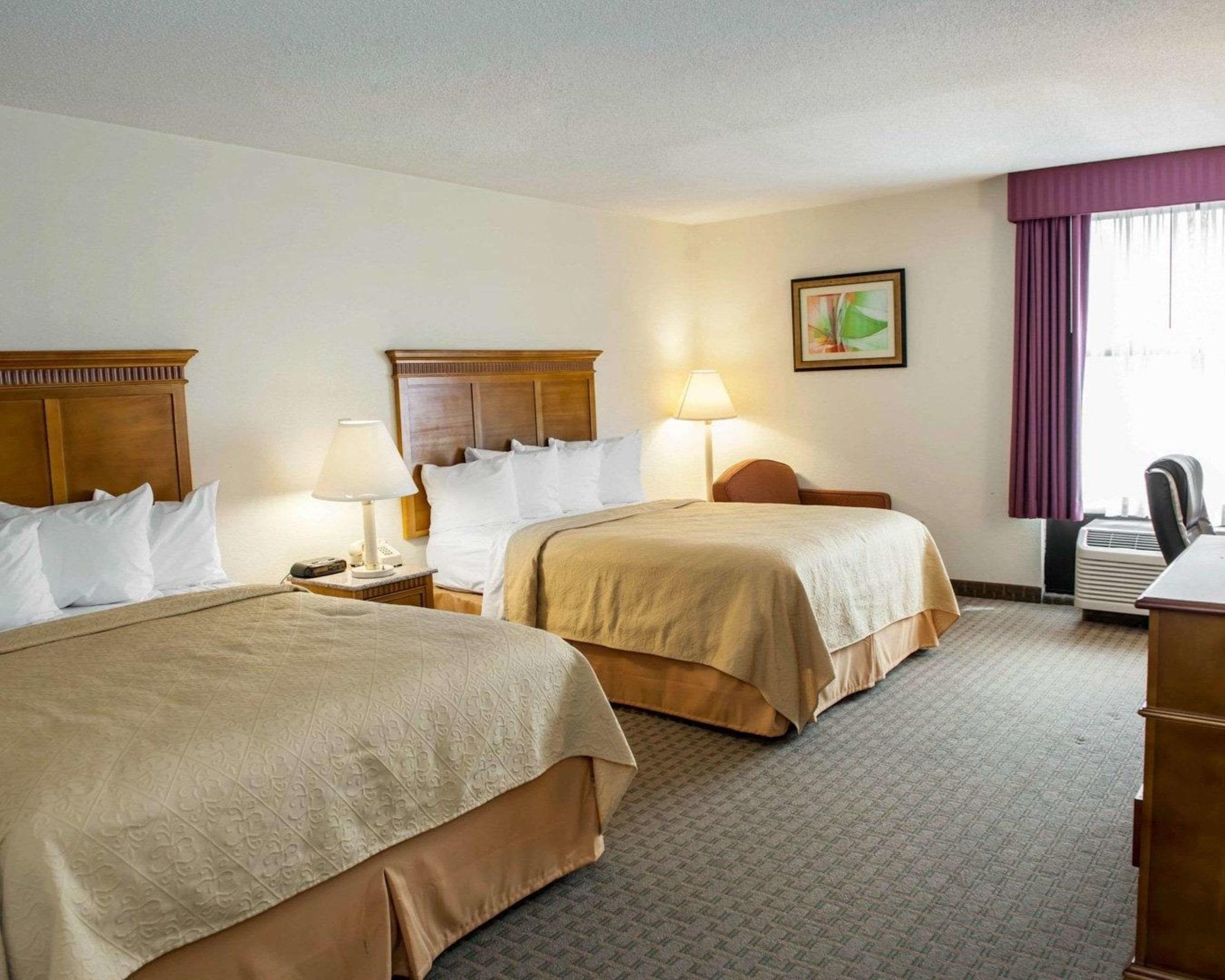 Quality Inn And Suites Ινδιανάπολη Εξωτερικό φωτογραφία