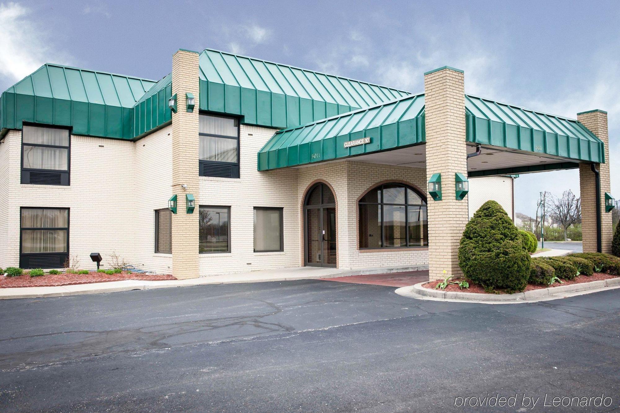 Quality Inn And Suites Ινδιανάπολη Εξωτερικό φωτογραφία