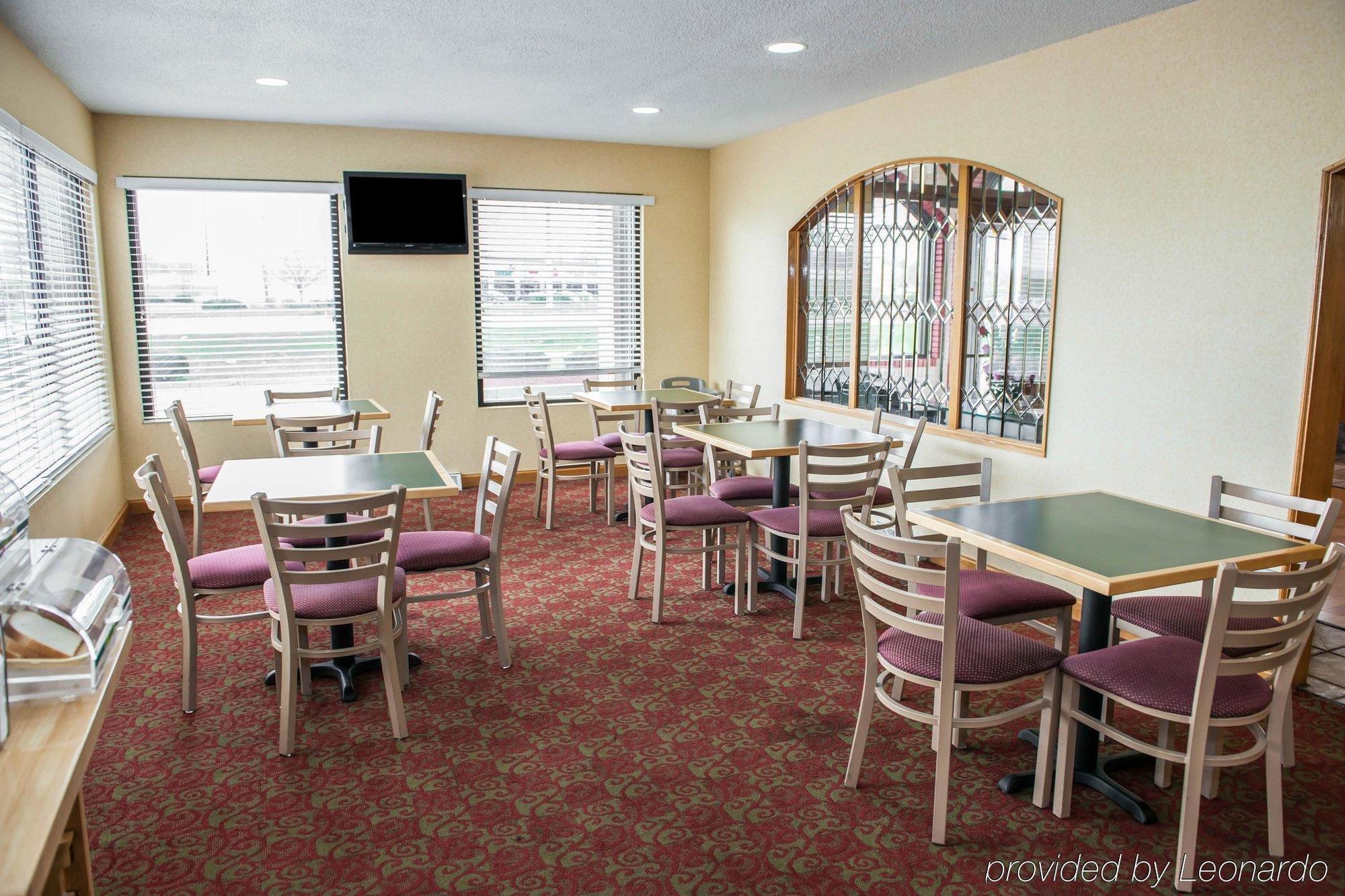 Quality Inn And Suites Ινδιανάπολη Εξωτερικό φωτογραφία