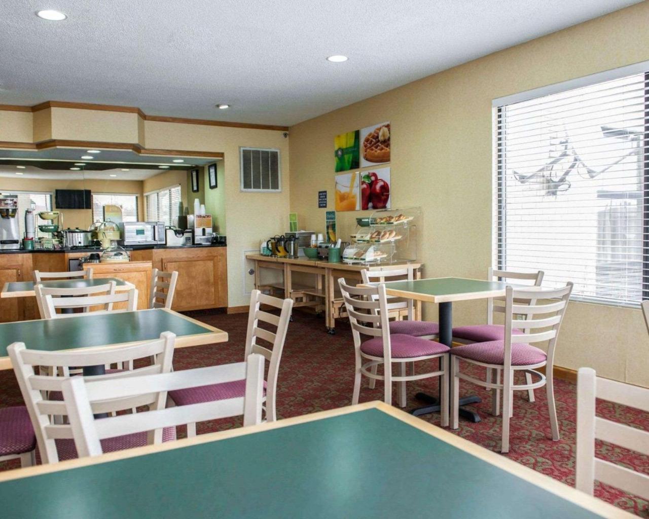Quality Inn And Suites Ινδιανάπολη Εξωτερικό φωτογραφία
